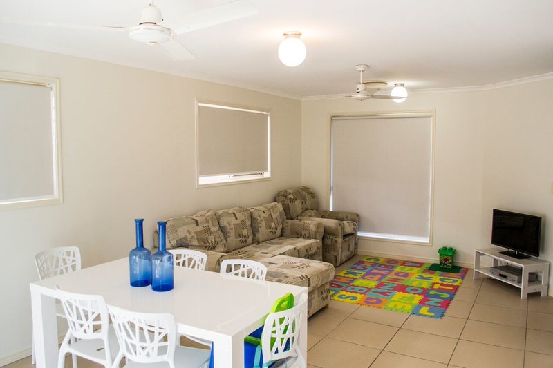 Photo - 4/9 Watson Street, Pialba QLD 4655 - Image 3