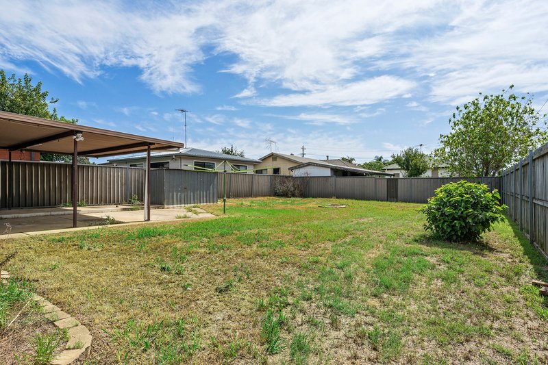 Photo - 49 Wattle Avenue, St Marys NSW 2760 - Image 6