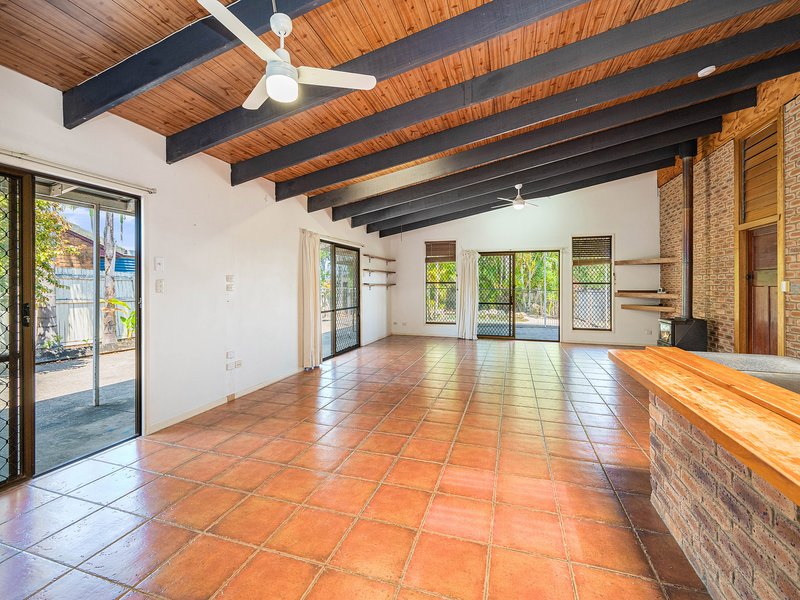 Photo - 49 Wharf Road, Bli Bli QLD 4560 - Image 5