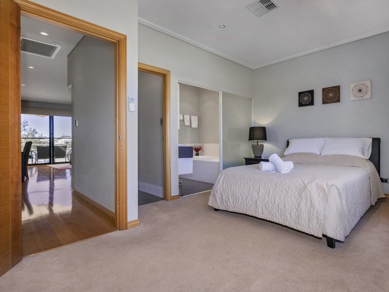 Photo - 4/9 Wiebbe Hayes Lane, Geraldton WA 6530 - Image 12