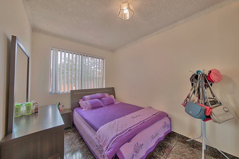 Photo - 4/9 Wilde Street, Carramar NSW 2163 - Image 6