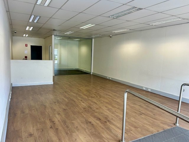 Photo - 49 William Street, Bathurst NSW 2795 - Image 2