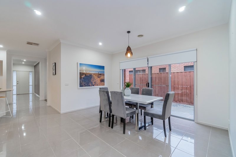 Photo - 49 Wuchatsch Avenue, Epping VIC 3076 - Image 14