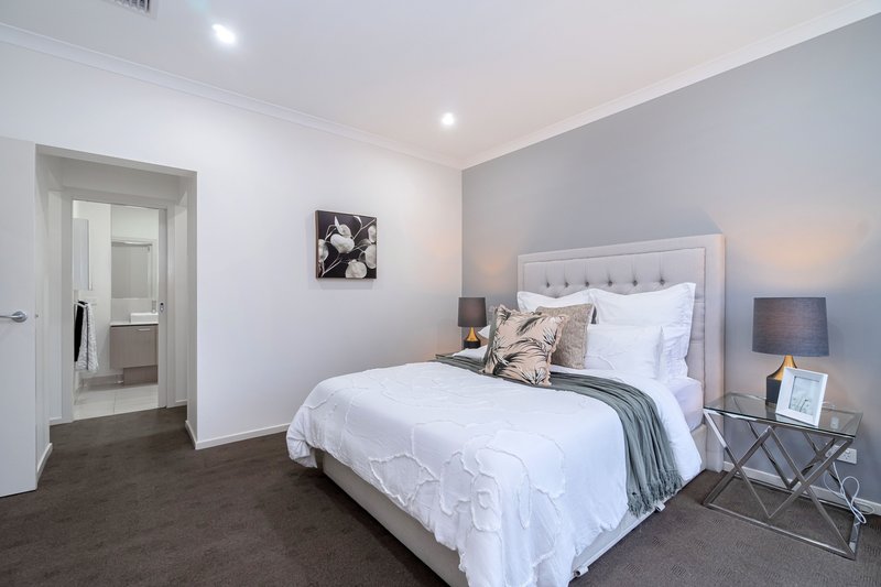 Photo - 49 Wuchatsch Avenue, Epping VIC 3076 - Image 18