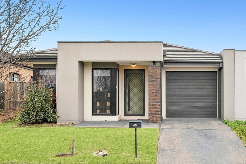 49 Wurrook Circuit, North Geelong VIC 3215