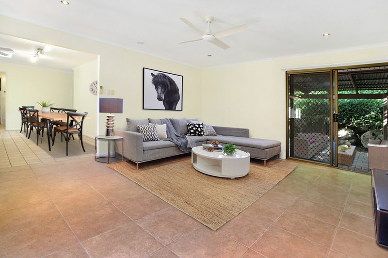 Photo - 49 Yingally Drive, Arana Hills QLD 4054 - Image 2