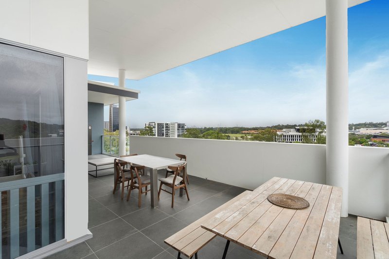 Photo - 4904/61 Investigator Drive, Robina QLD 4226 - Image 2