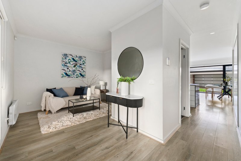 Photo - 491 Harvest Home Road, Epping VIC 3076 - Image 2
