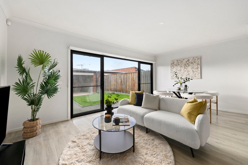 Photo - 491 Harvest Home Road, Epping VIC 3076 - Image 7