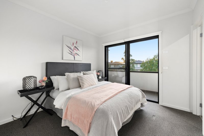 Photo - 491 Harvest Home Road, Epping VIC 3076 - Image 9