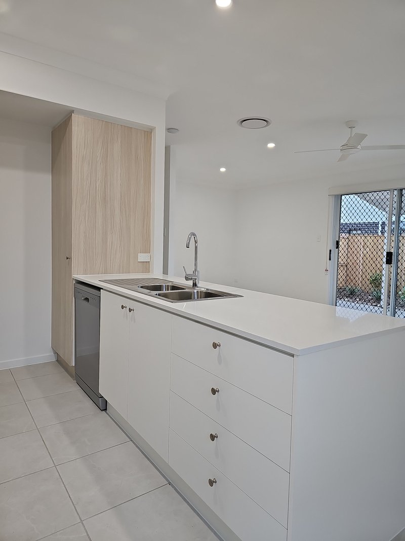 Photo - 49/1 Mckenzie Road, Mango Hill QLD 4509 - Image 6