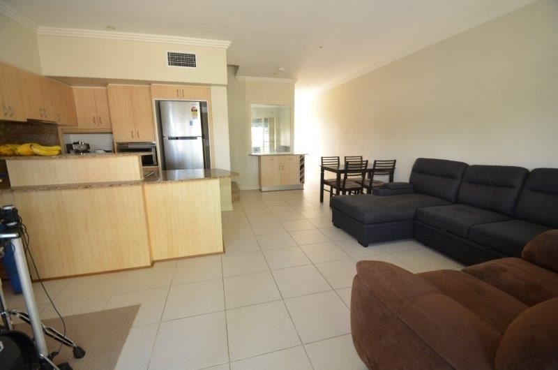 Photo - 49/103 Salerno Street, Surfers Paradise QLD 4217 - Image 3