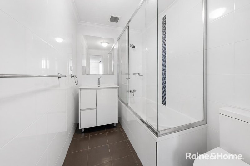 Photo - 49/14 Hassall Street, Parramatta NSW 2150 - Image 4