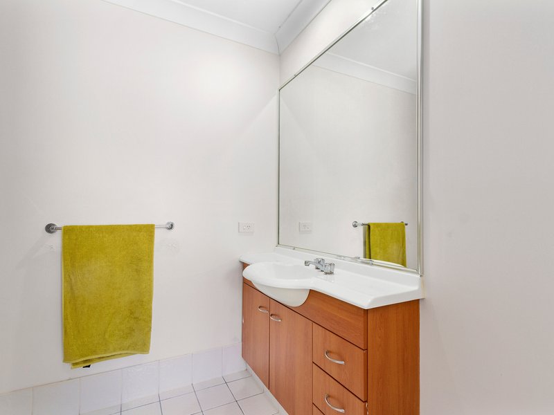 Photo - 49/24 Amsonia Court, Arundel QLD 4214 - Image 10