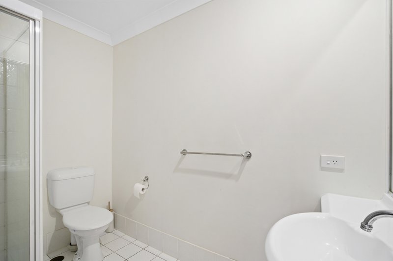 Photo - 49/24 Amsonia Court, Arundel QLD 4214 - Image 11