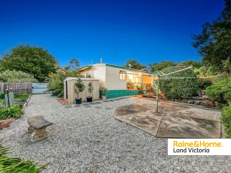 Photo - 4926 Geelong-Ballan Road, Ballan VIC 3342 - Image 4