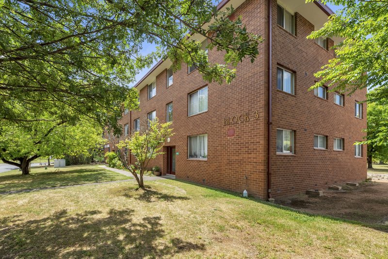 Photo - 49/27-35 Coxen Street, Hughes ACT 2605 - Image 2