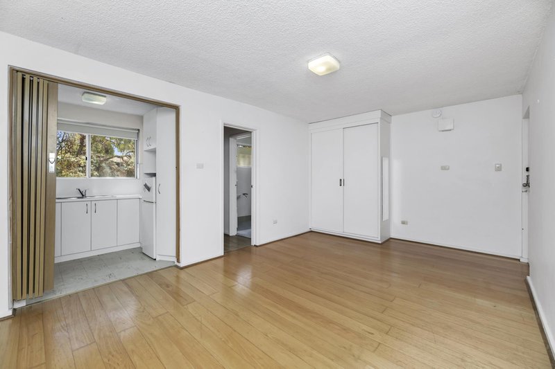 Photo - 49/27-35 Coxen Street, Hughes ACT 2605 - Image 3