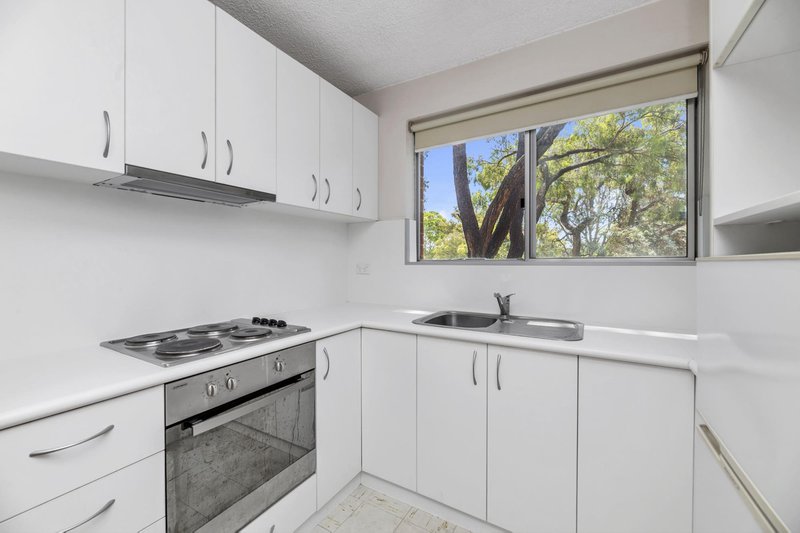 Photo - 49/27-35 Coxen Street, Hughes ACT 2605 - Image 5