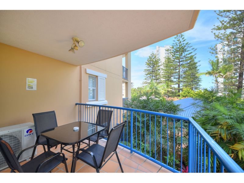 4/93 Old Burleigh Road, Broadbeach QLD 4218