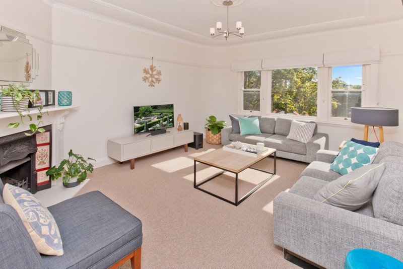 Photo - 4/93 Shadforth Street, Mosman NSW 2088 - Image 2