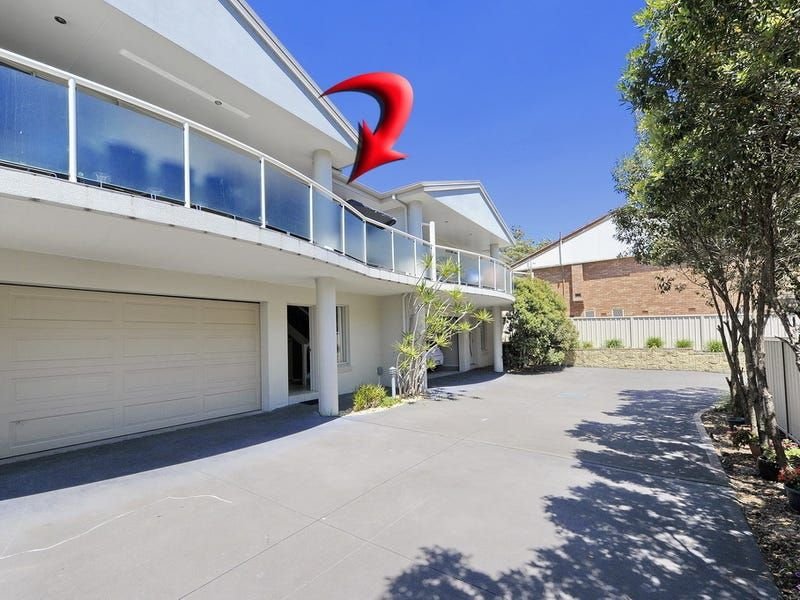 Photo - 4/95-97 Shoal Bay Road, Nelson Bay NSW 2315 - Image 2