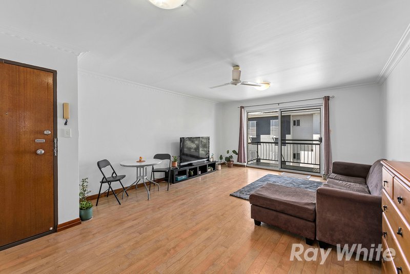 Photo - 4/95 Eton Street, Nundah QLD 4012 - Image 4