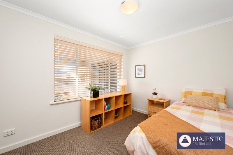 Photo - 4/95 Matheson Road, Applecross WA 6153 - Image 14