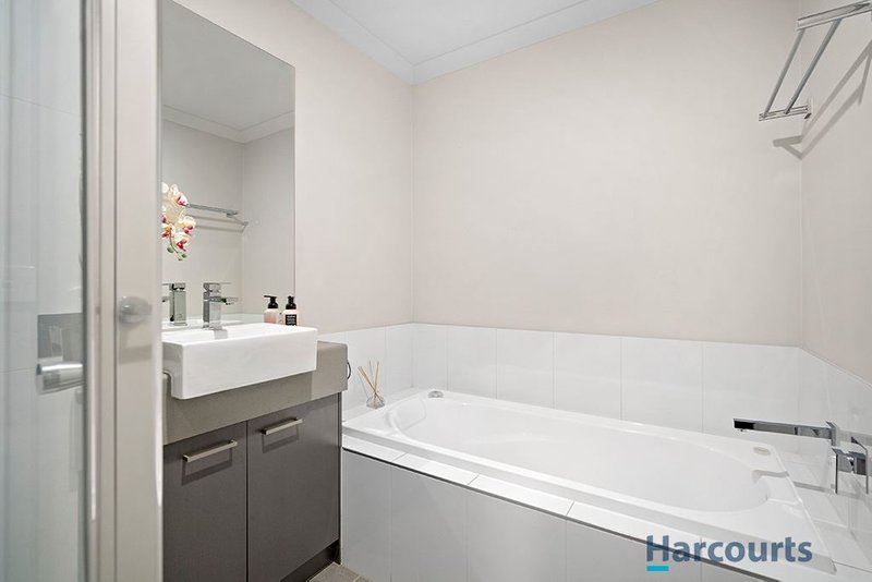 Photo - 495 Wiltshire Lane, Delacombe VIC 3356 - Image 10