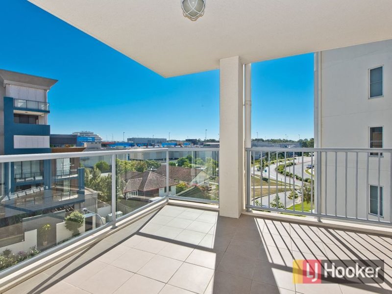 Photo - 49/51 Playfield Street, Chermside QLD 4032 - Image 2