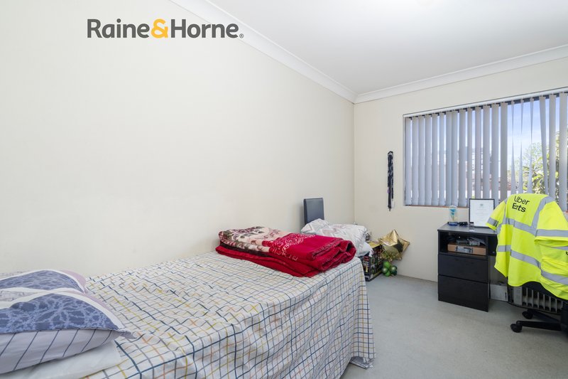 Photo - 4/96 Castlereagh Street, Liverpool NSW 2170 - Image 8