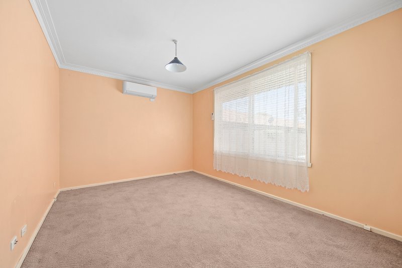 Photo - 4/96 Saltley Street, South Kingsville VIC 3015 - Image 3