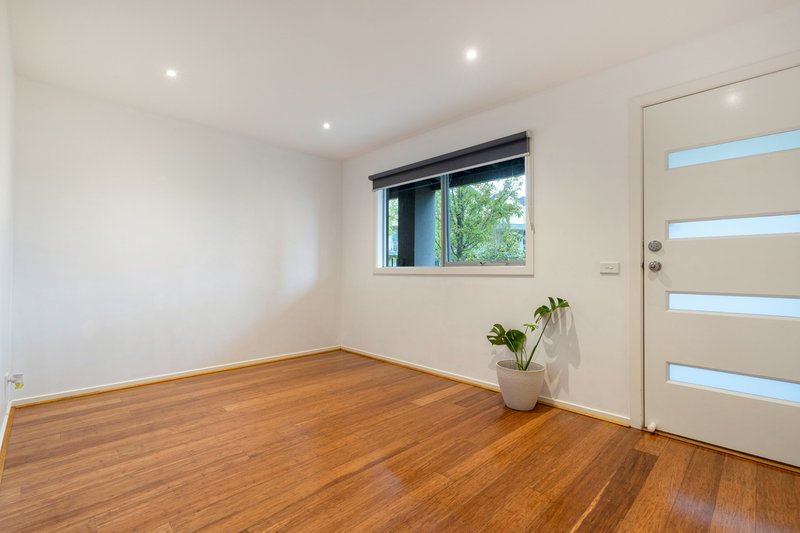 Photo - 49/60 Cradle Mountain Drive, Craigieburn VIC 3064 - Image 2