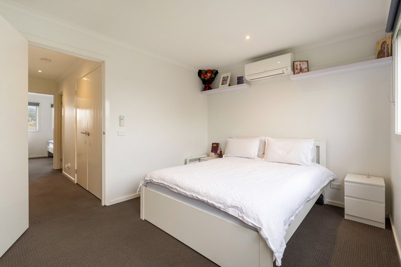 Photo - 49/60 Cradle Mountain Drive, Craigieburn VIC 3064 - Image 8