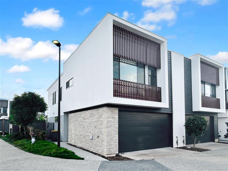 Photo - 49/8 Ben Dalley Drive, Helensvale QLD 4212 - Image 1