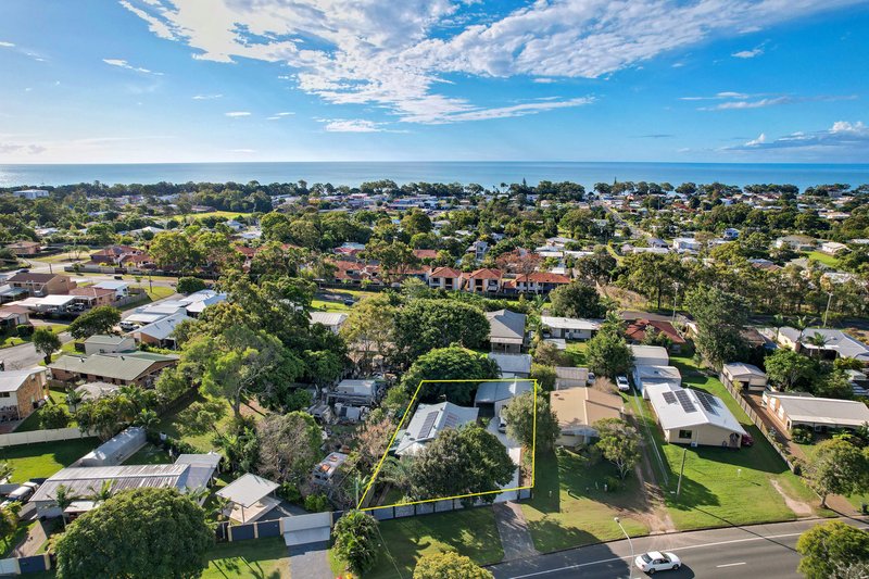 498 Boat Harbour Drive, Torquay QLD 4655