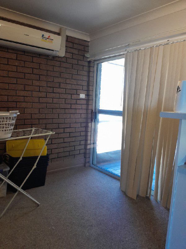 Photo - 4/98 Carthage Street, Tamworth NSW 2340 - Image 7