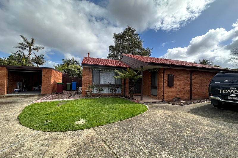 Photo - 4/99-103 Cairns Road, Hampton Park VIC 3976 - Image 2