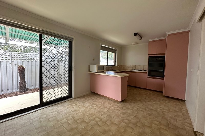 Photo - 4/99-103 Cairns Road, Hampton Park VIC 3976 - Image 6