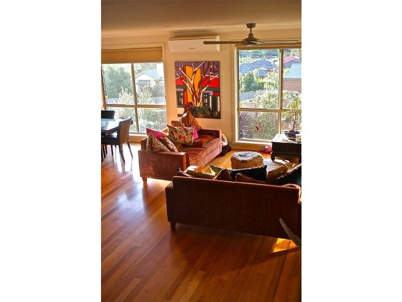 Photo - 4/99 Maroondah Highway, Healesville VIC 3777 - Image 3