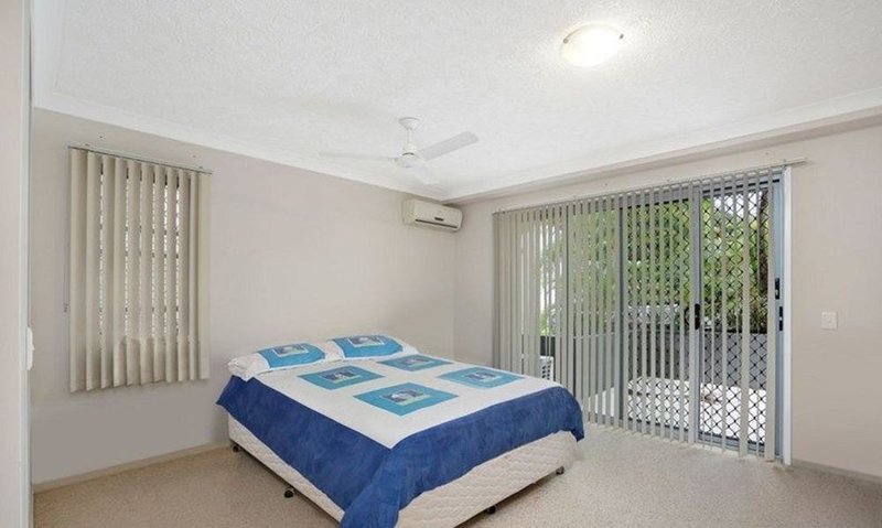 Photo - 4/99 Muir Street, Labrador QLD 4215 - Image 5