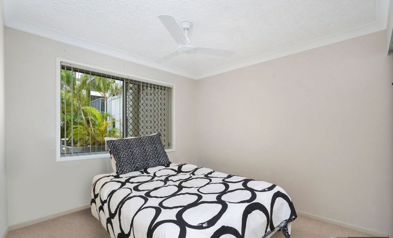 Photo - 4/99 Muir Street, Labrador QLD 4215 - Image 7