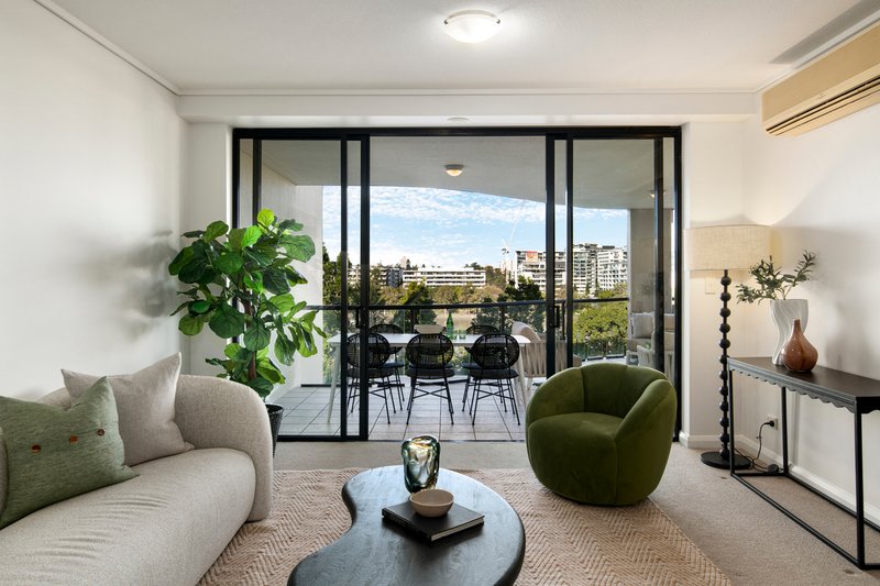 Photo - 49/9 Sylvan Road, Toowong QLD 4066 - Image 10