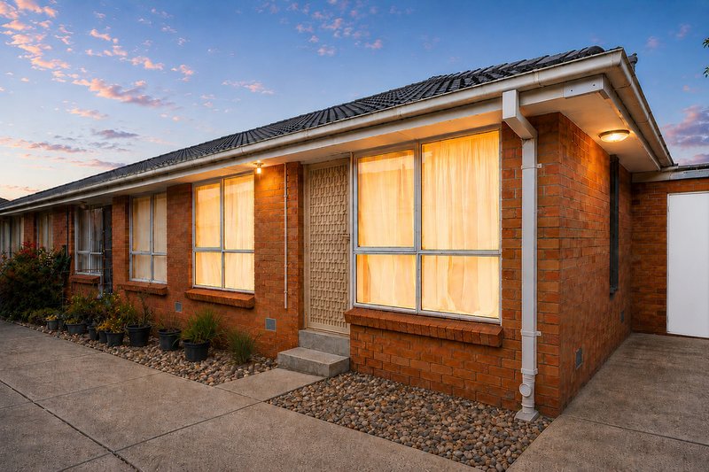 Photo - 4/990-992 Heatherton Road, Noble Park VIC 3174 - Image 1