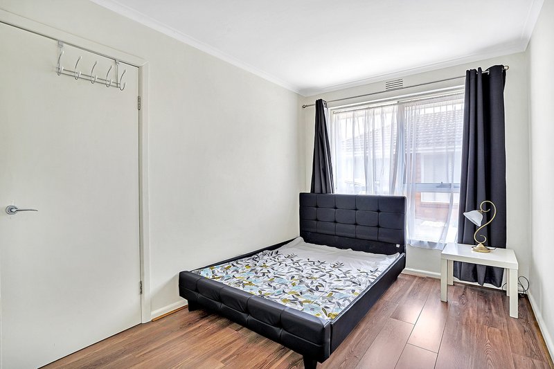 Photo - 4/990-992 Heatherton Road, Noble Park VIC 3174 - Image 6