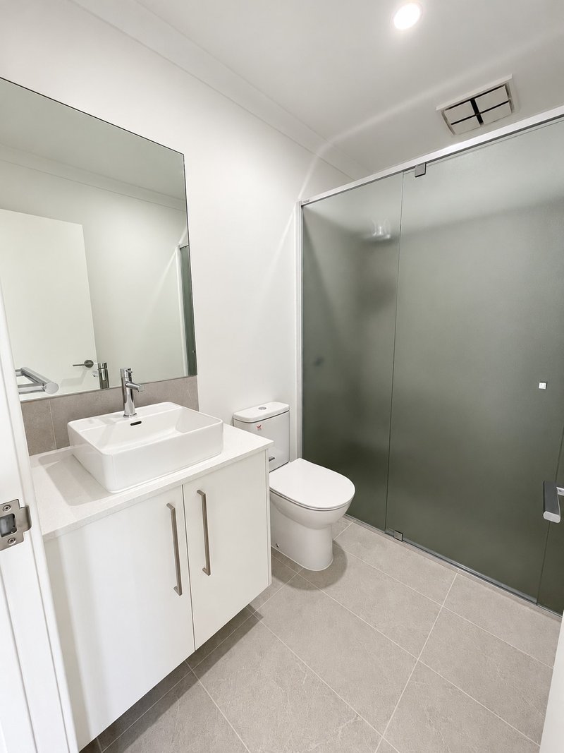 Photo - 49A Alabaster Approach, Jindalee WA 6036 - Image 5