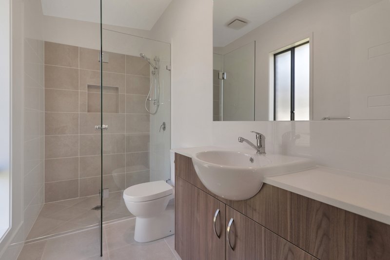 Photo - 49A Royston Circuit, Farley NSW 2320 - Image 5