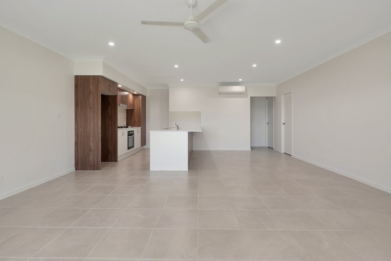 Photo - 49A Royston Circuit, Farley NSW 2320 - Image 7