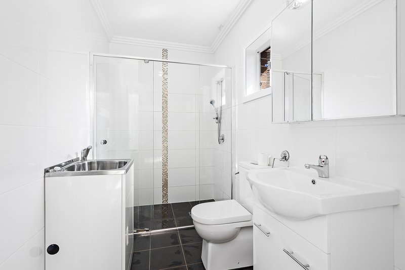 Photo - 49A Sellwood Street, Brighton-Le-Sands NSW 2216 - Image 3