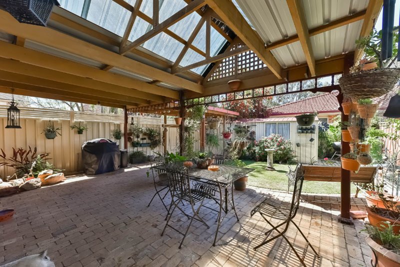 Photo - 4a Azalea Place, Macquarie Fields NSW 2564 - Image 9